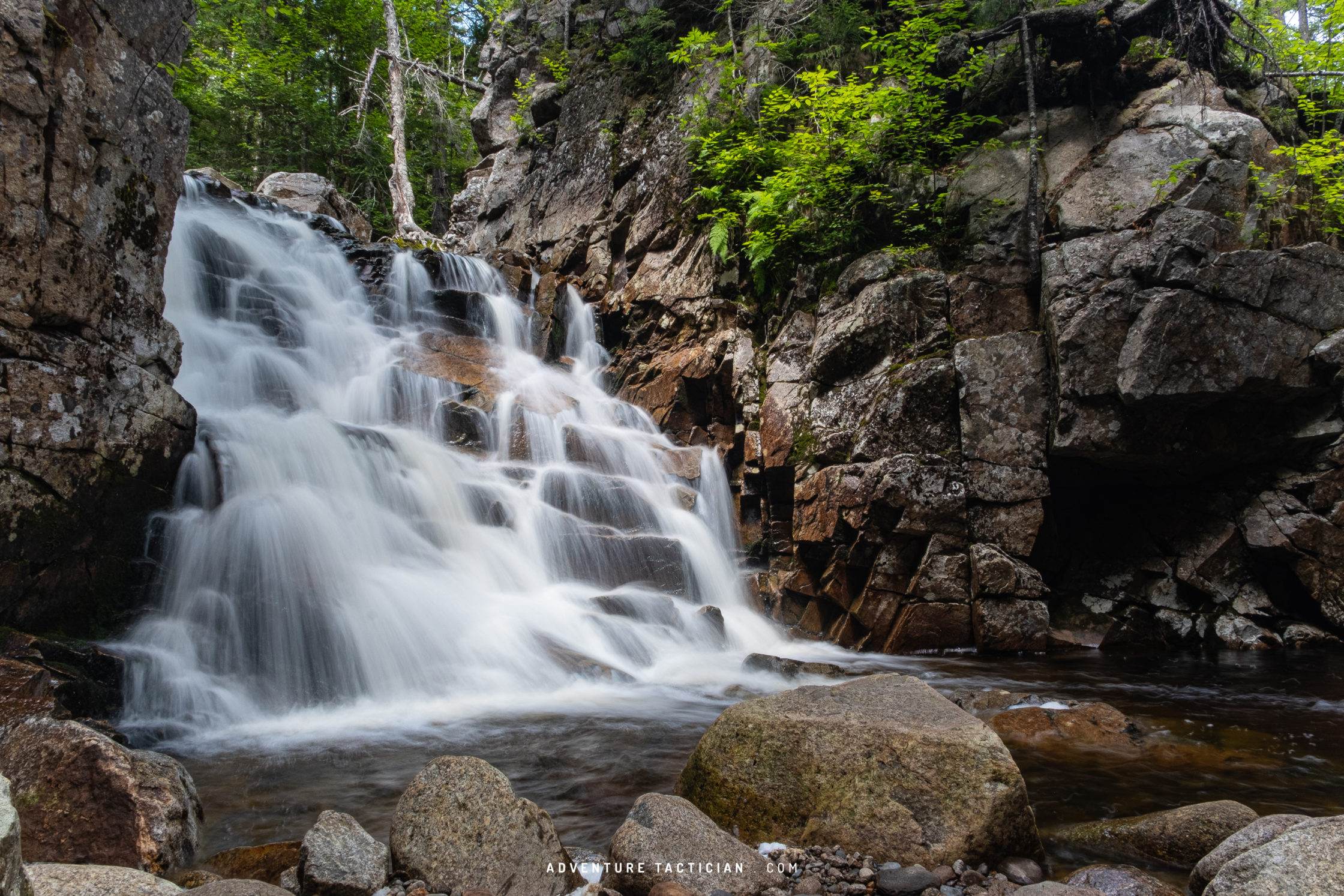 Basin-cascades trail waterfalls